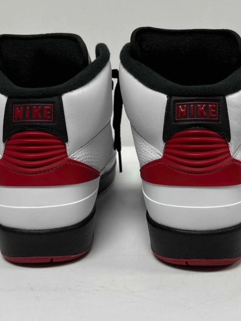 Jordan 2 Retro OG Chicago 2022 (DX2454-106), Size 11